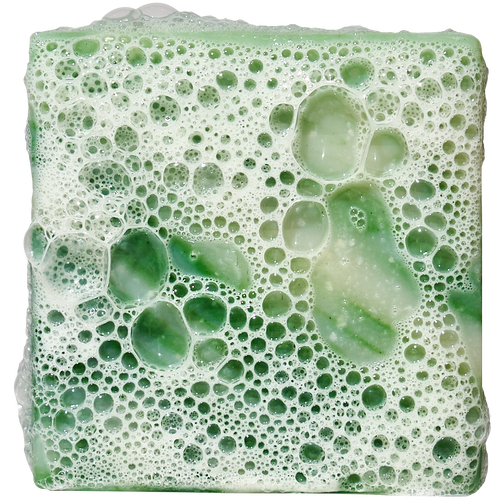 Lifestyle photo featuring Dr. Squatch Cool Fresh Aloe Mini bar soap